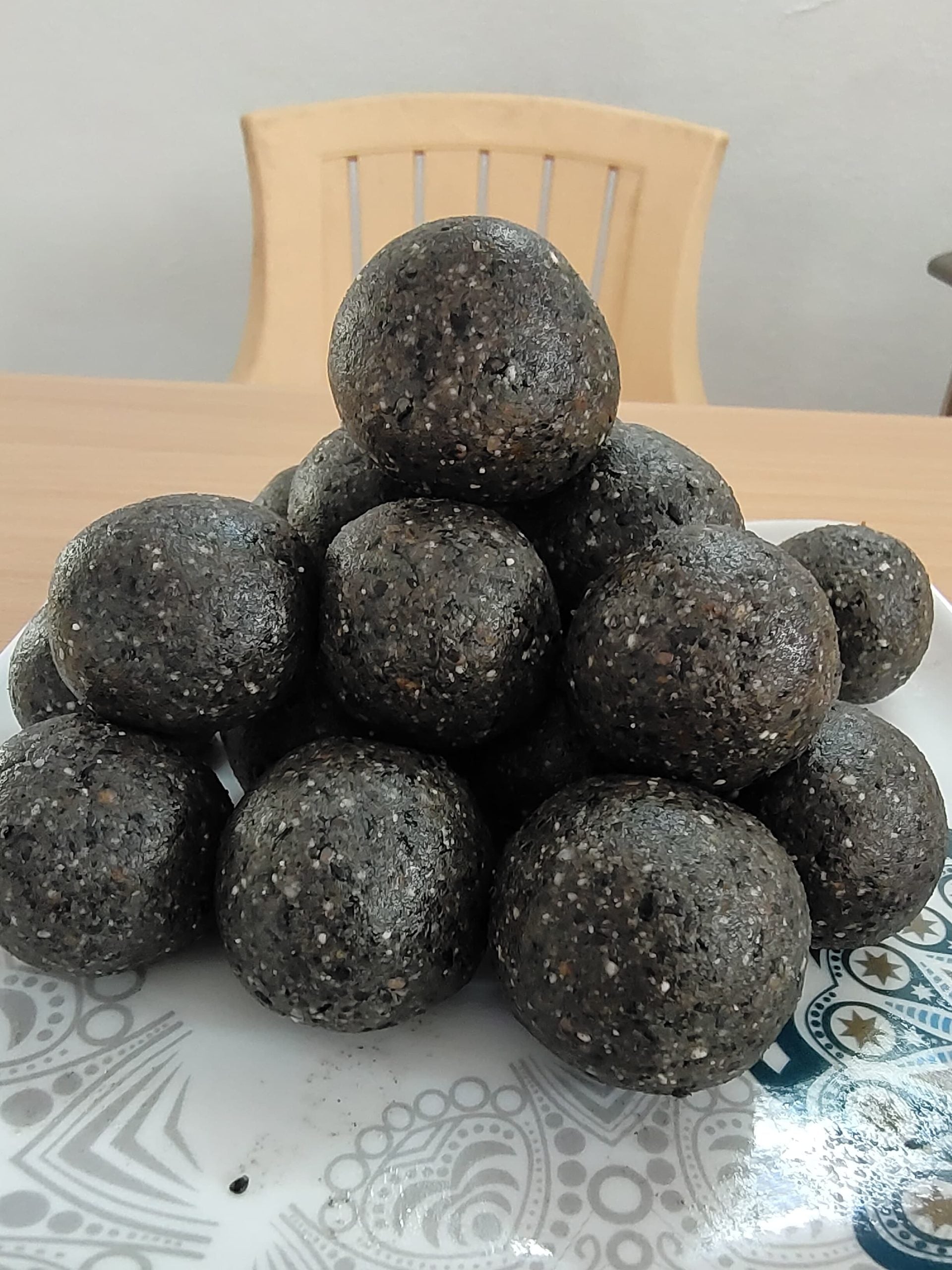 Ellu Urundai (எள்ளு உருண்டை) 500GM