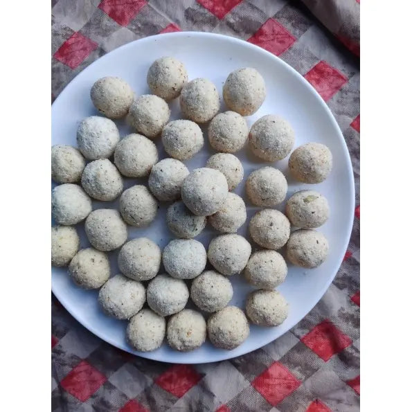 Rava Laddu / ரவா லட்டு